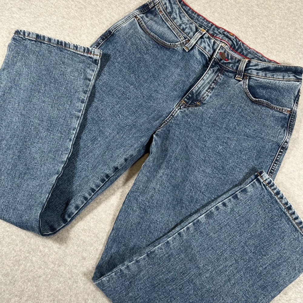 Wrangler Jeans Womens Size 9X30 Medium‎ Wash Relaxed Fit Straight Leg Denim
